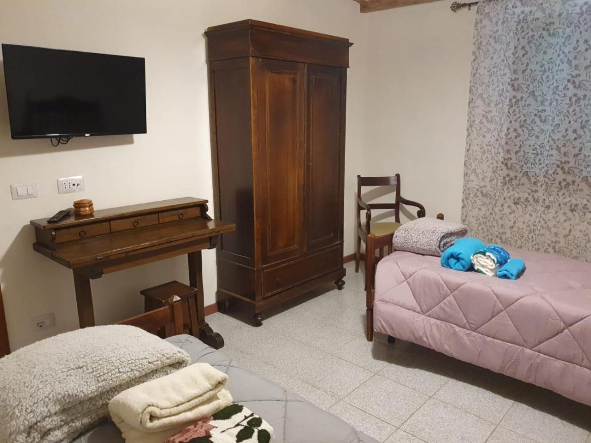 Casa Vacanze Elisabetta Montalcino Exterior foto